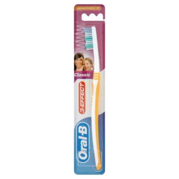 Oral-B Classic Medium fogkefe